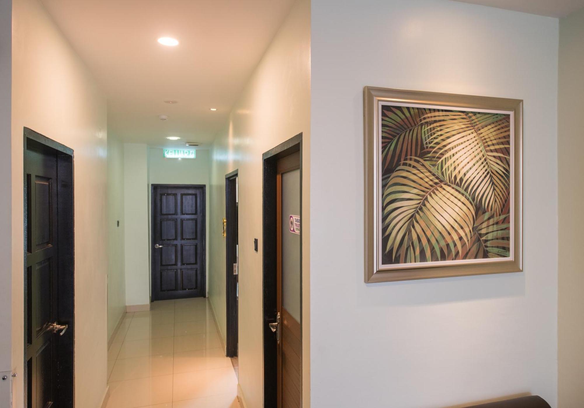 Star Moon Hotel Bintulu Extérieur photo